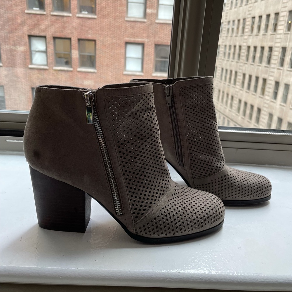 NEW Bar III Taupe Zipper bootie